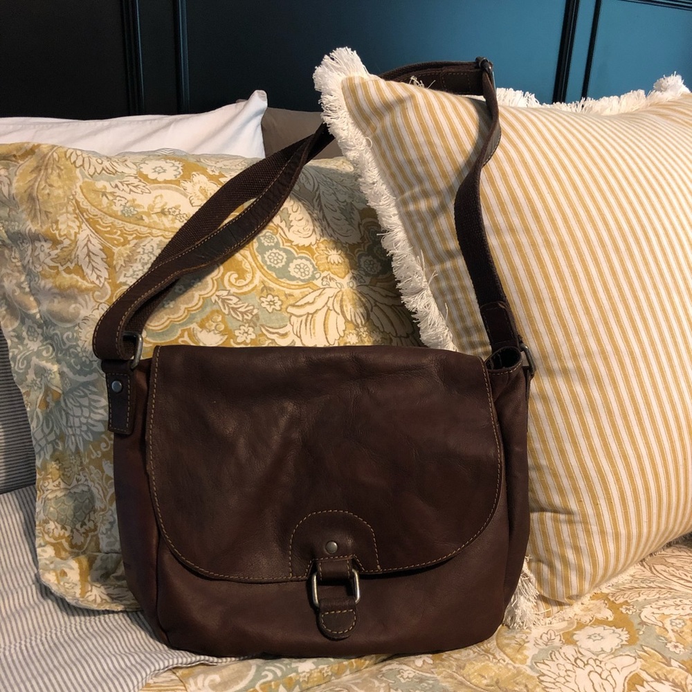 Fall season crossbody/shoulder bag!